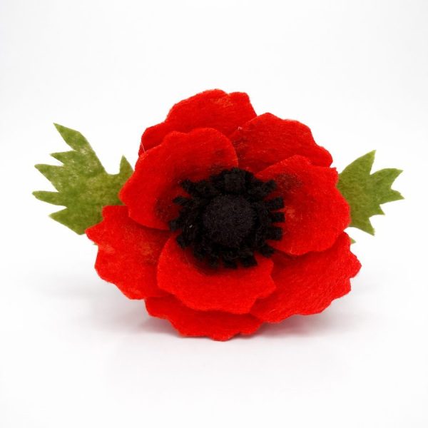 Felt poppy pin brooch