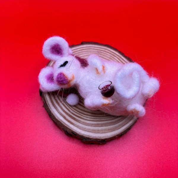 Mouse with wine on wood slice